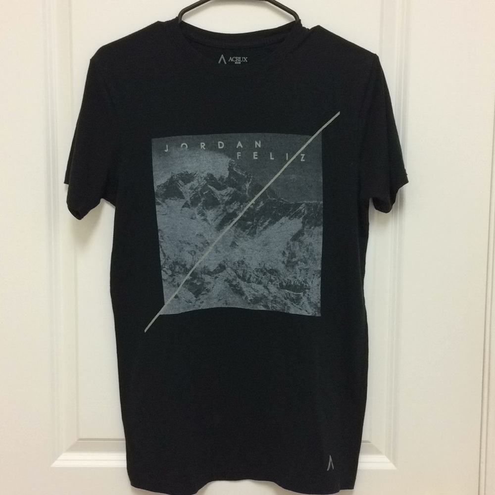 ❌SOLD❌Jordan Feliz concert t-shirt!